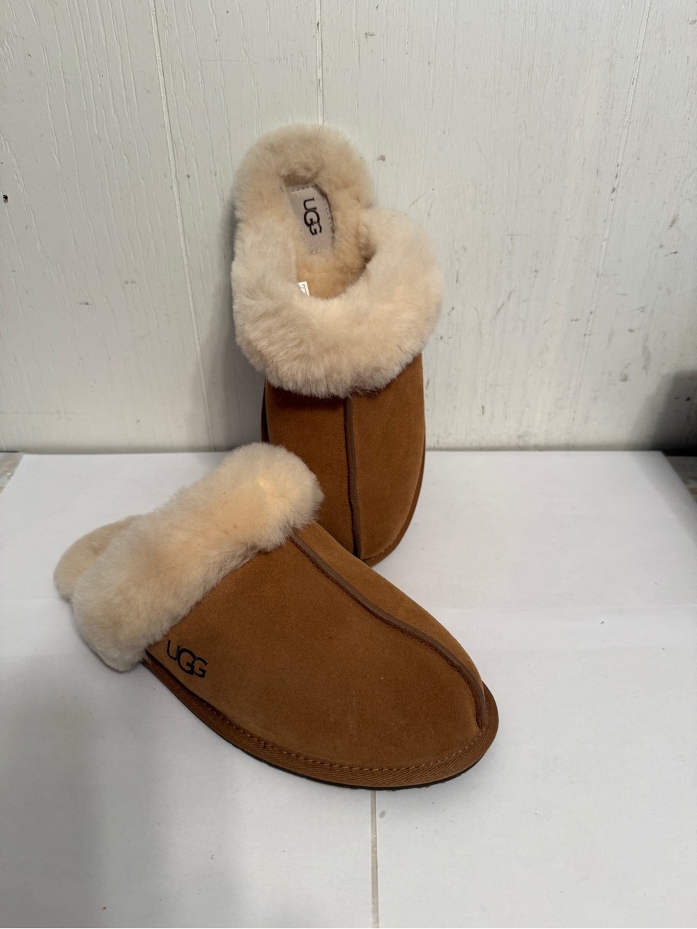 UGG Women's Chestnut Suede Shearling Clog Slippers - Chestnut with Cream Lining